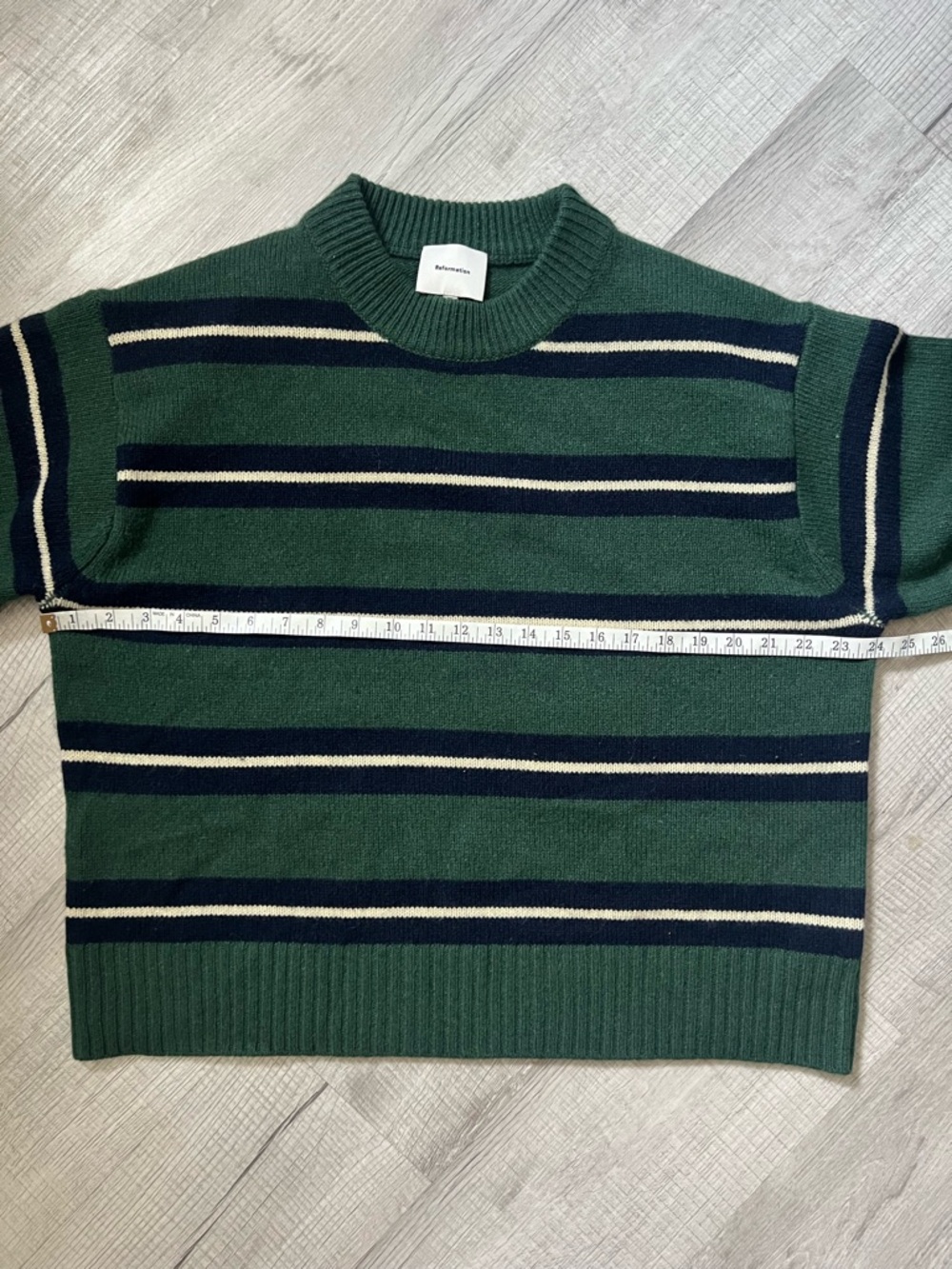 REFORMATION Cove Cashmere Oversized Crew Dark Pine Multi Stripe Green Sweater XS - Picture 15 of 16